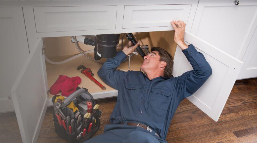 Expert burst pipe repair services in Saint Benedict, LA